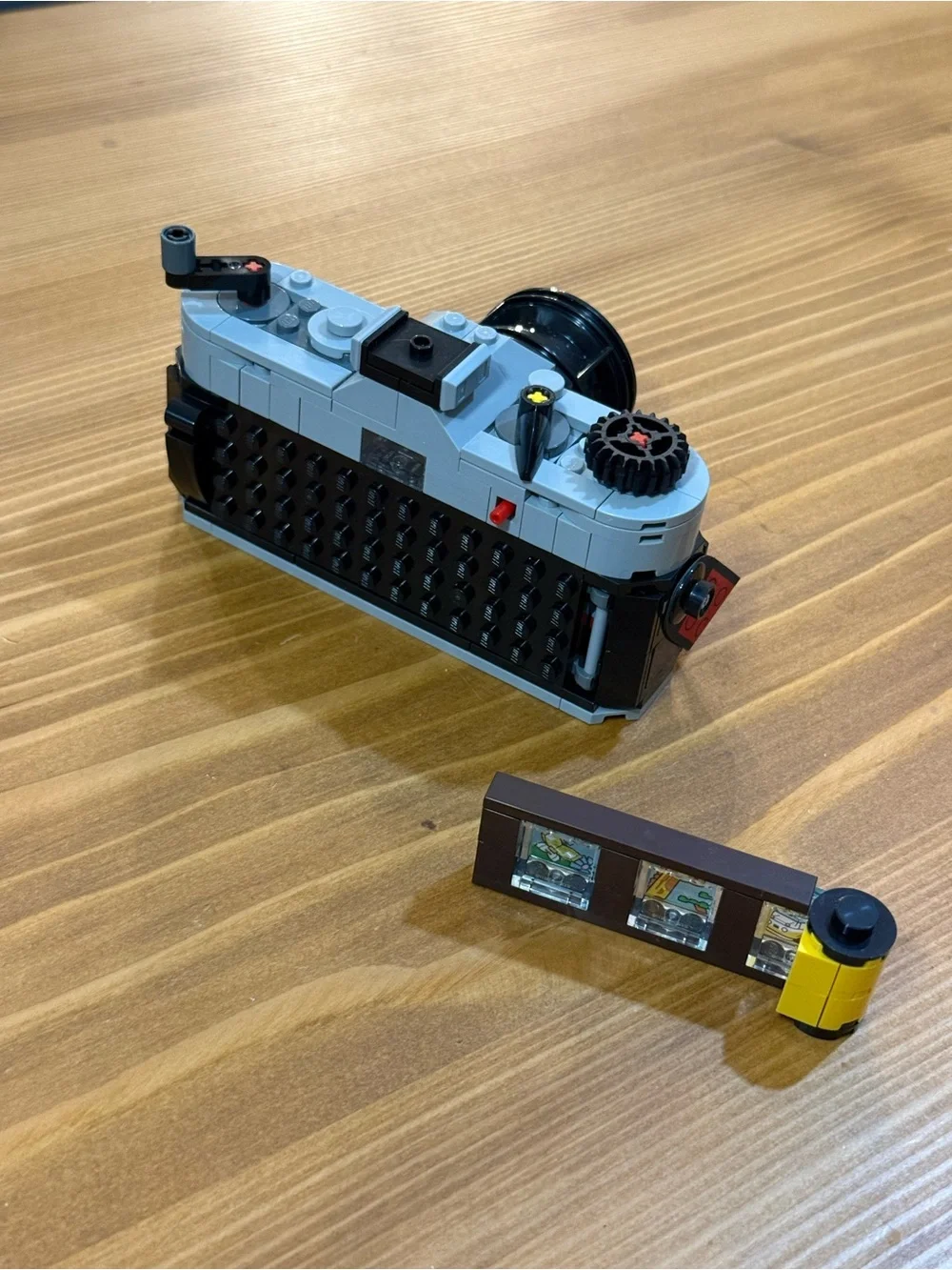 LEGO Retro Camera 3-in-1 Creator set